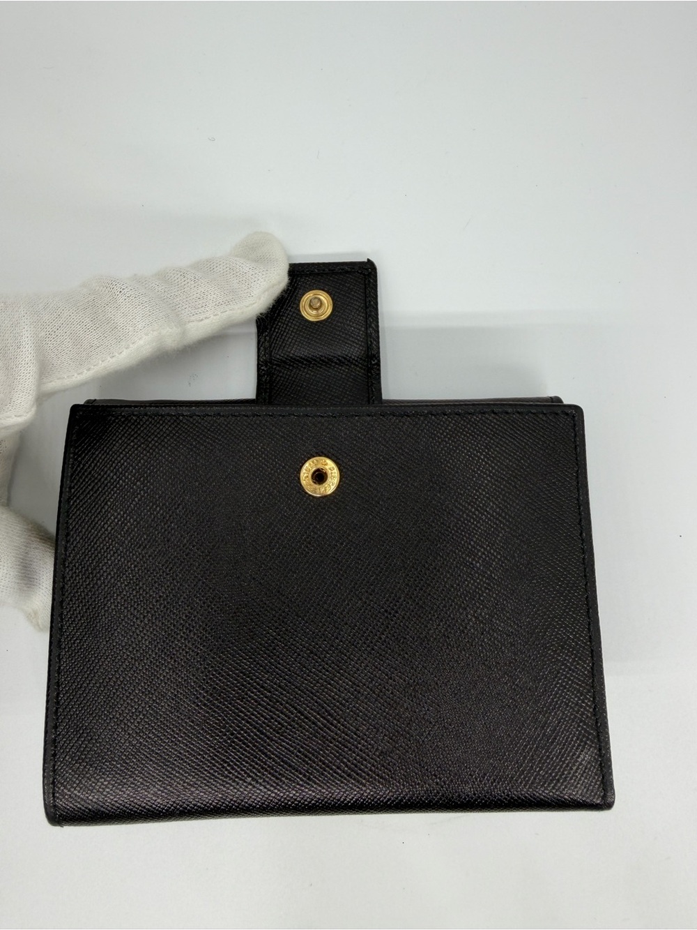 Prada Black Saffiano Leather Compact Wallet with Gold Logo New In Box w/COA - Picture 8 of 14